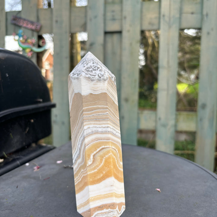 Yellow Banded Calcite Tower