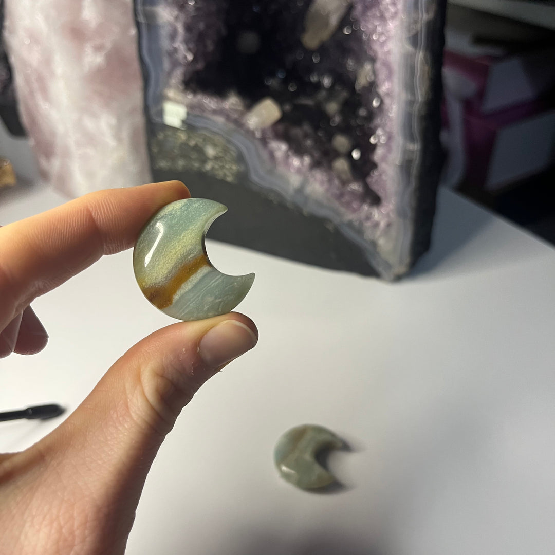 Ammazonite Moon Carving