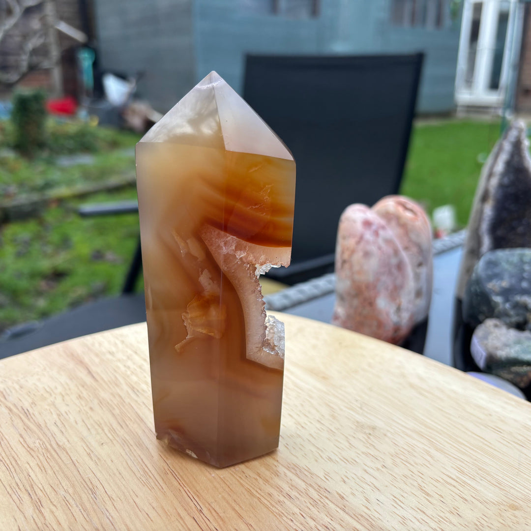 Agate — Calm Balance, Gentle Strength & A Steady Everyday Vibe