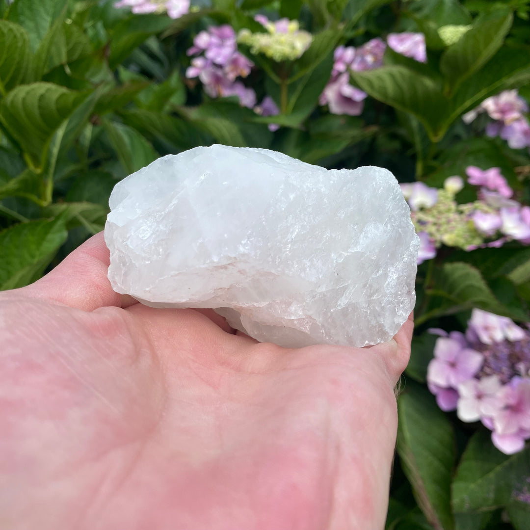 Raw White Quartz Crystal – Clarity &amp; Clean Energy