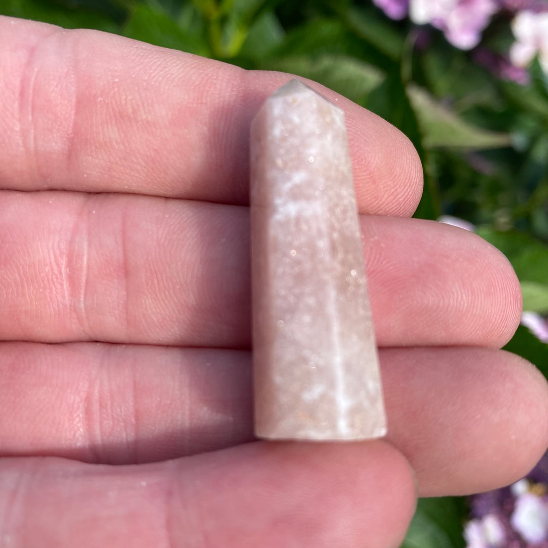 Mini Pink Amethyst Crystal Tower – Calm &amp; Soft Protection