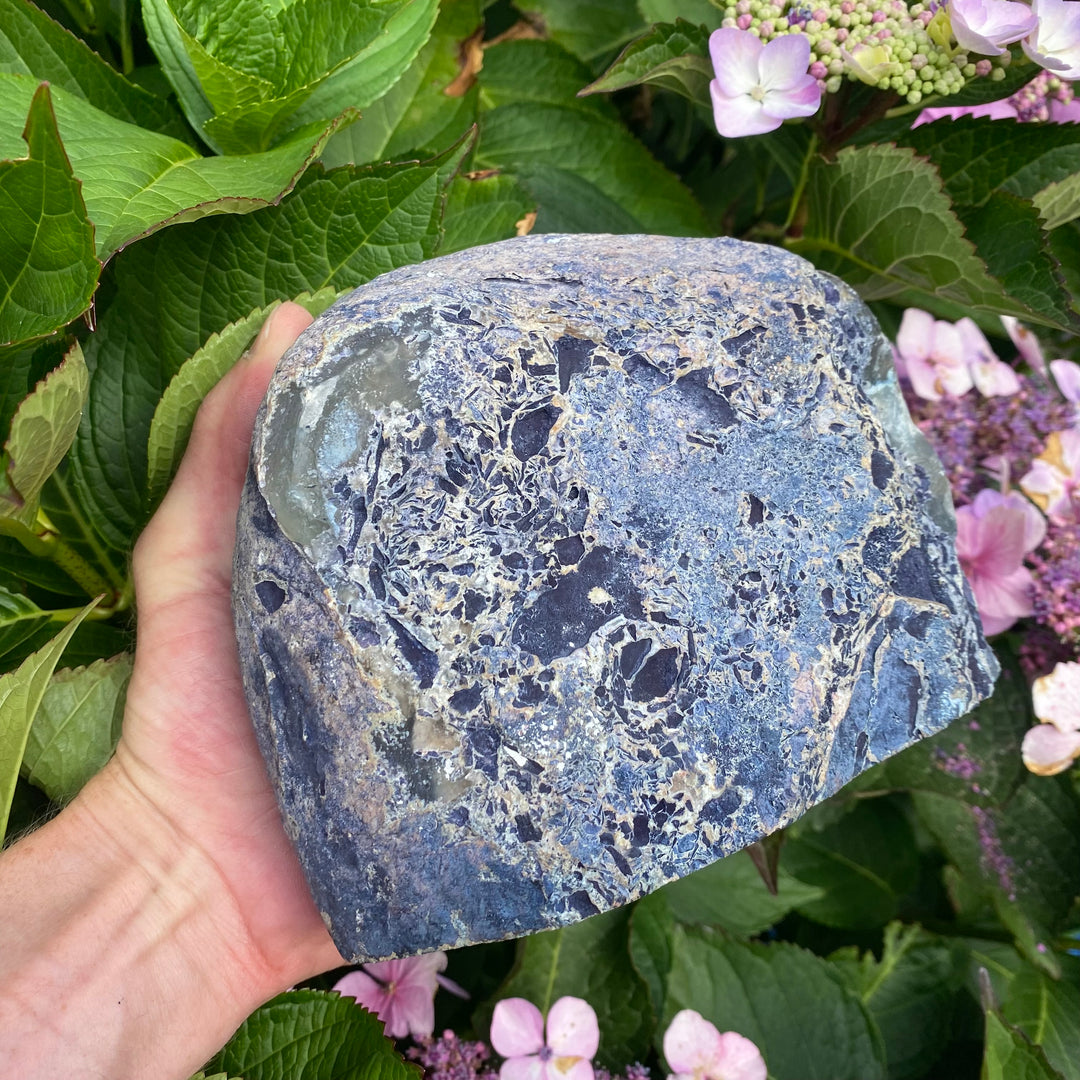 Large Cut Base Agate Crystal – Grounding Energy (LED Light Hole)