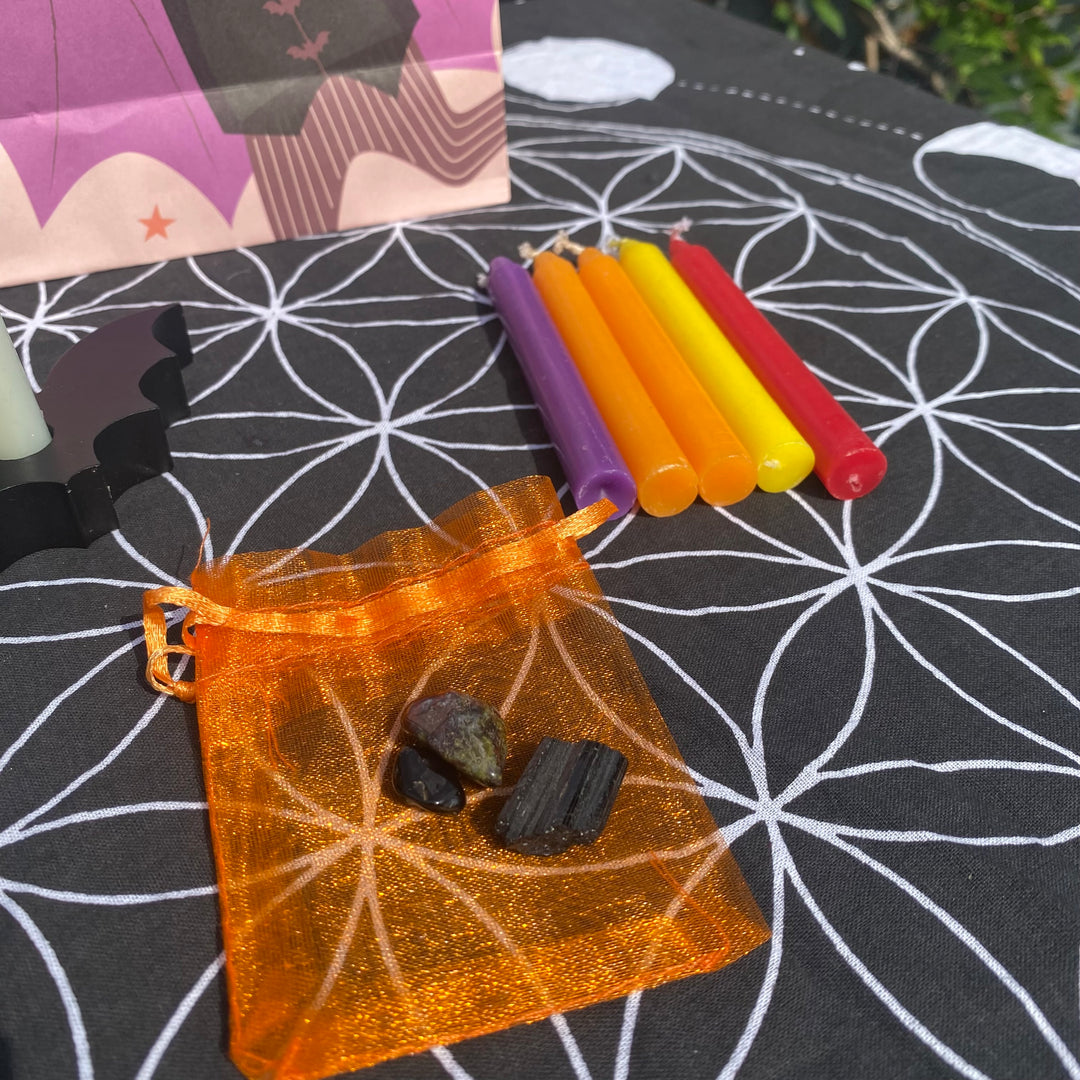 Halloween Crystals &amp; Candles Gift Pack – Bat Candle Holder &amp; Protective Energy