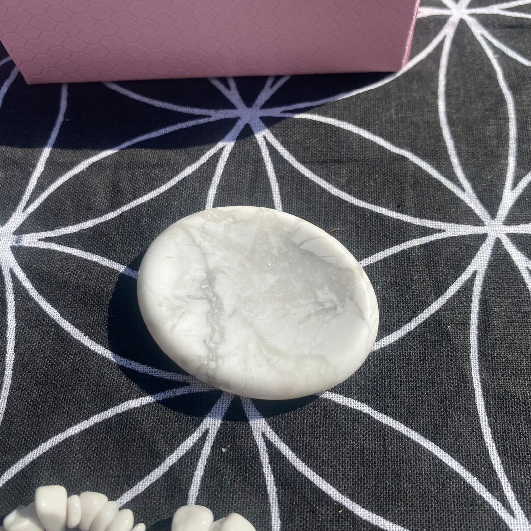 Howlite &amp; Amethyst Calm Gift Set - Peace &amp; Grounding