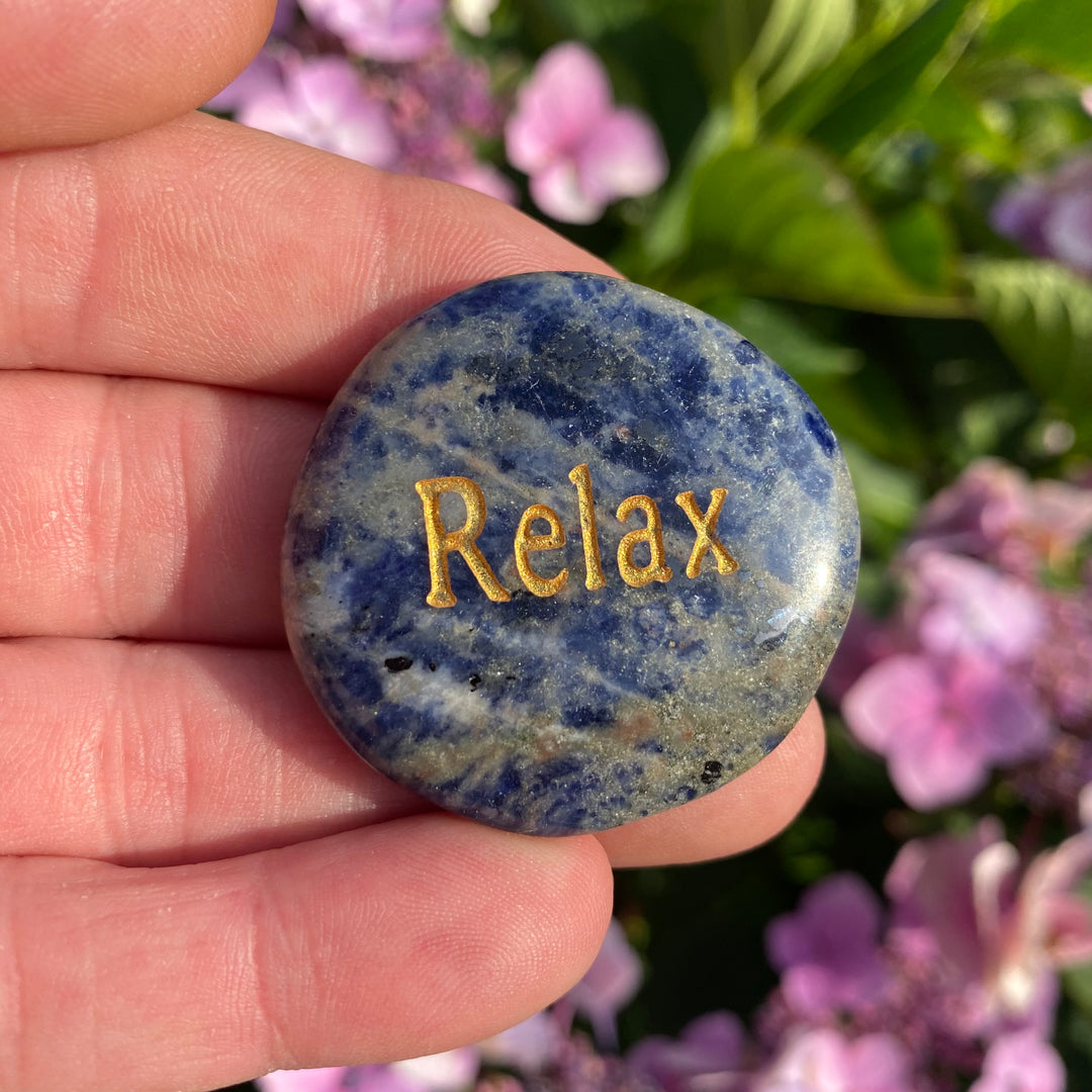 Sodalite "RELAX" Smoothstone – Relaxation &amp; Clarity