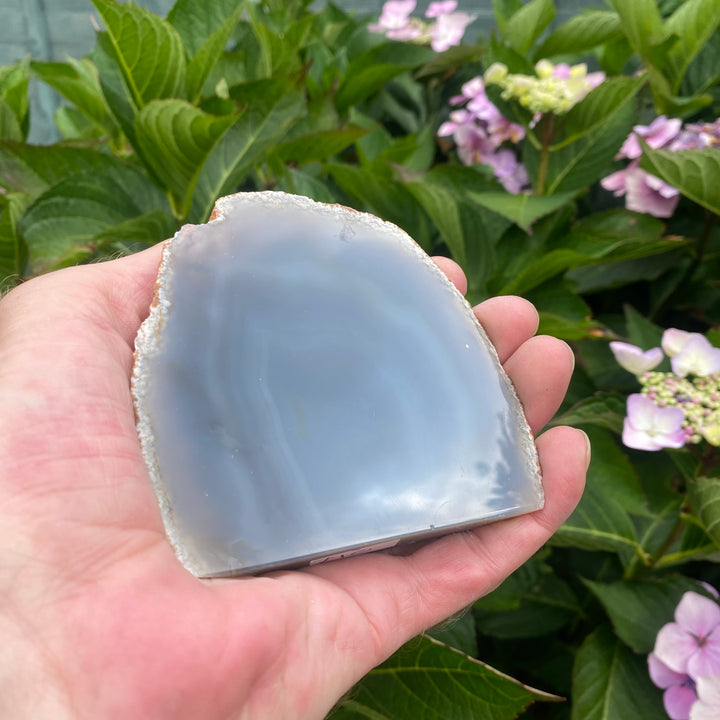 Grey Agate Slice – Grounding &amp; Calm Energy
