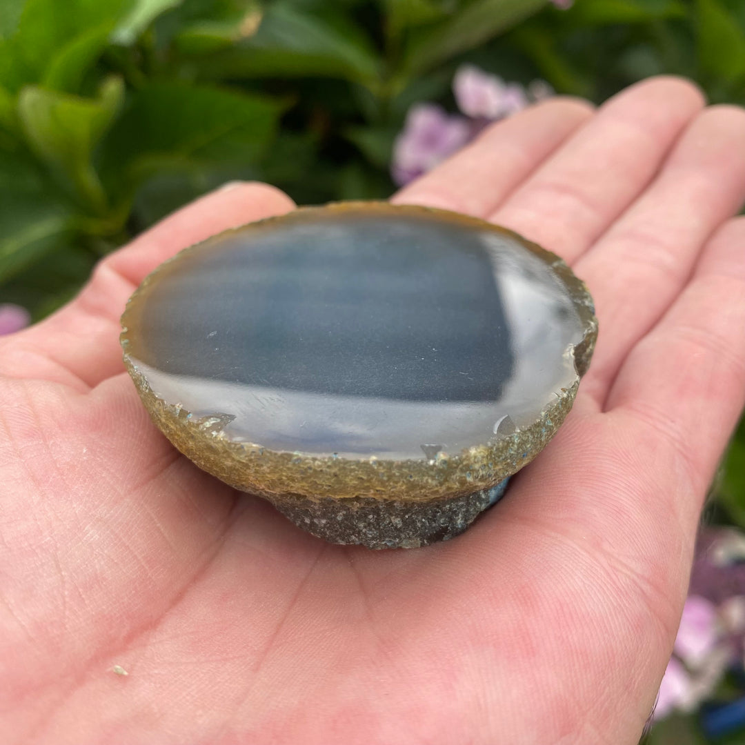 Small Round Grey Agate Slice – Grounding &amp; Calm Energy