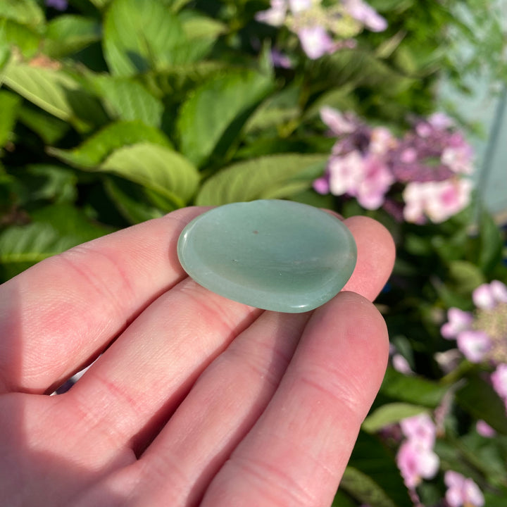 Green Aventurine Heart Worry Stone – Growth &amp; Optimism