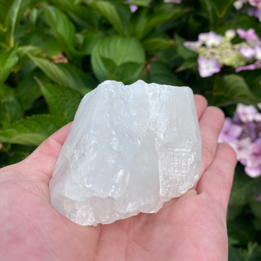 Raw White Quartz Crystal – Clarity &amp; Clean Energy