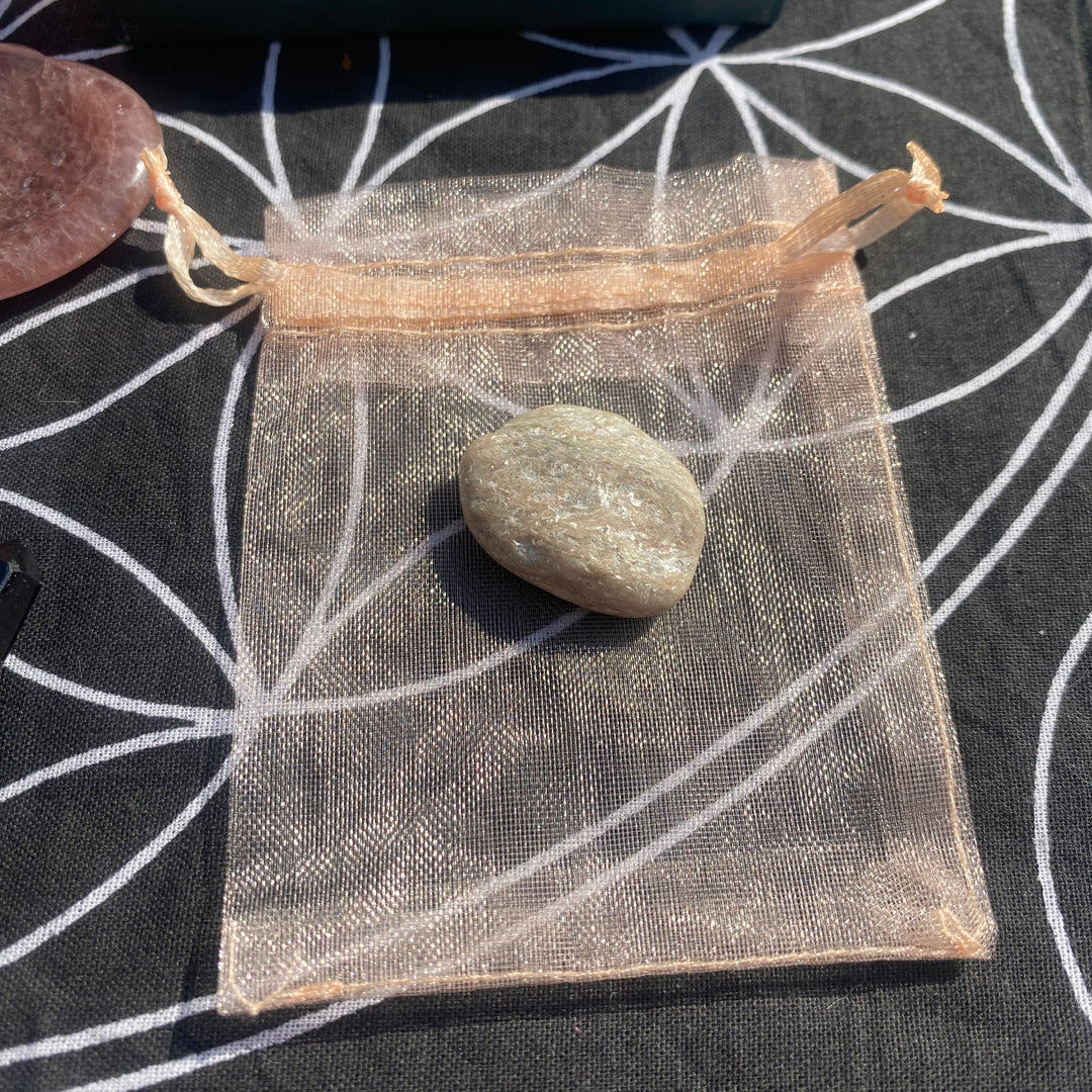 Crystal Gift Set – Fluorite Chip Bracelet, Mini Rhrodonite Point, Aventurine Hearts &amp; More in a Stylish Gift Box