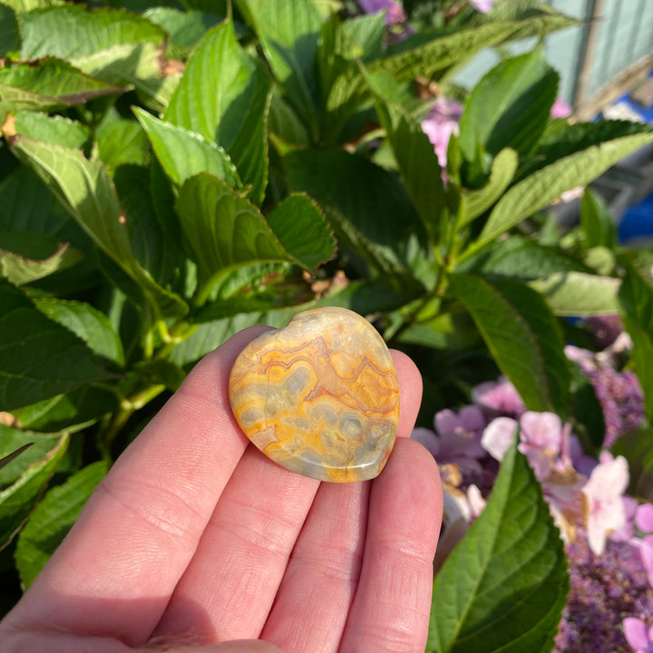 Crazy Lace Agate Heart Worry Stone – Joy &amp; Lightness