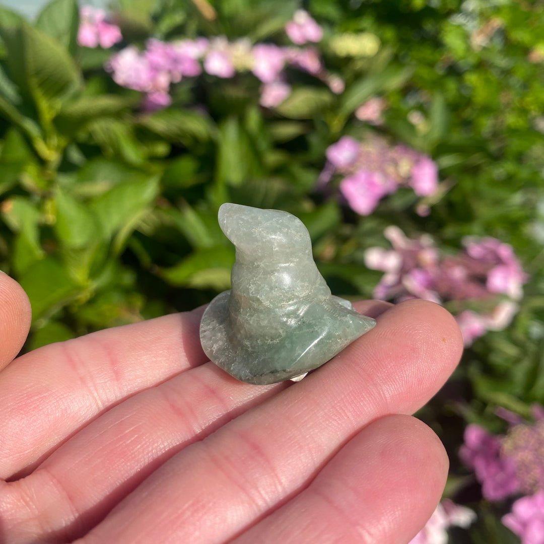 Witch’s Hat Crystal Carvings — Magical Mini Hat for Soft Witchy Vibes