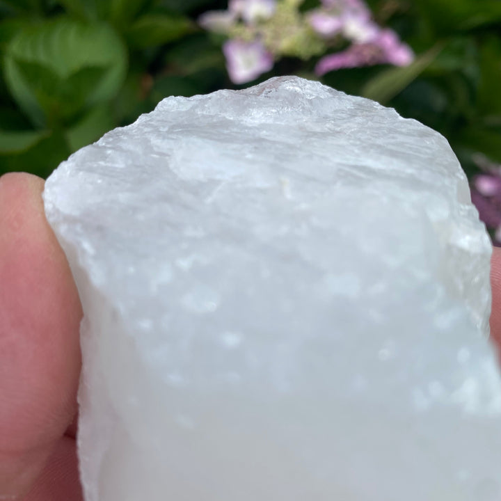 Raw White Quartz Crystal – Clarity &amp; Clean Energy
