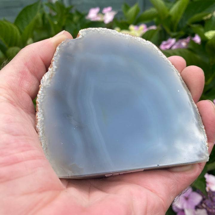 Grey Agate Slice – Grounding &amp; Calm Energy