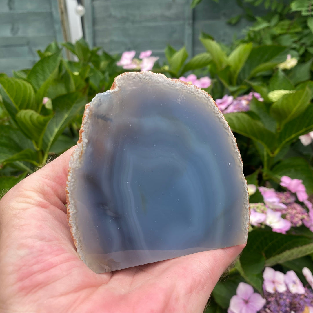 Grey Agate Slice – Grounding &amp; Calm Energy