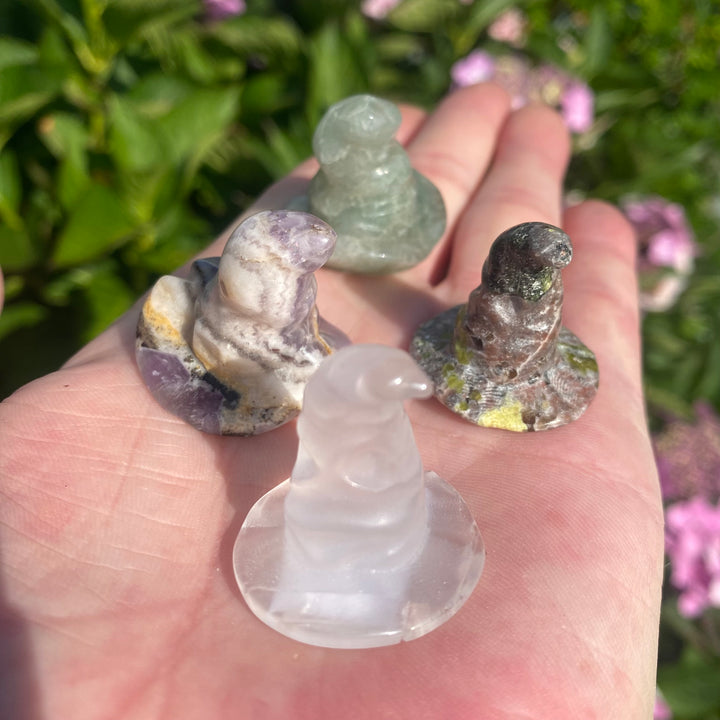 Witch’s Hat Crystal Carvings — Magical Mini Hat for Soft Witchy Vibes