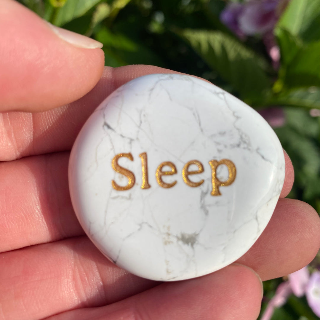 Howlite "SLEEP" Smoothstone – Sleep &amp; Quiet Mind