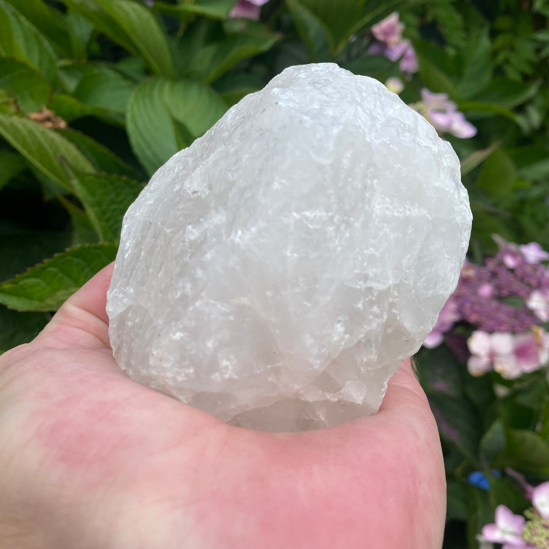 Raw White Quartz Crystal – Clarity &amp; Clean Energy