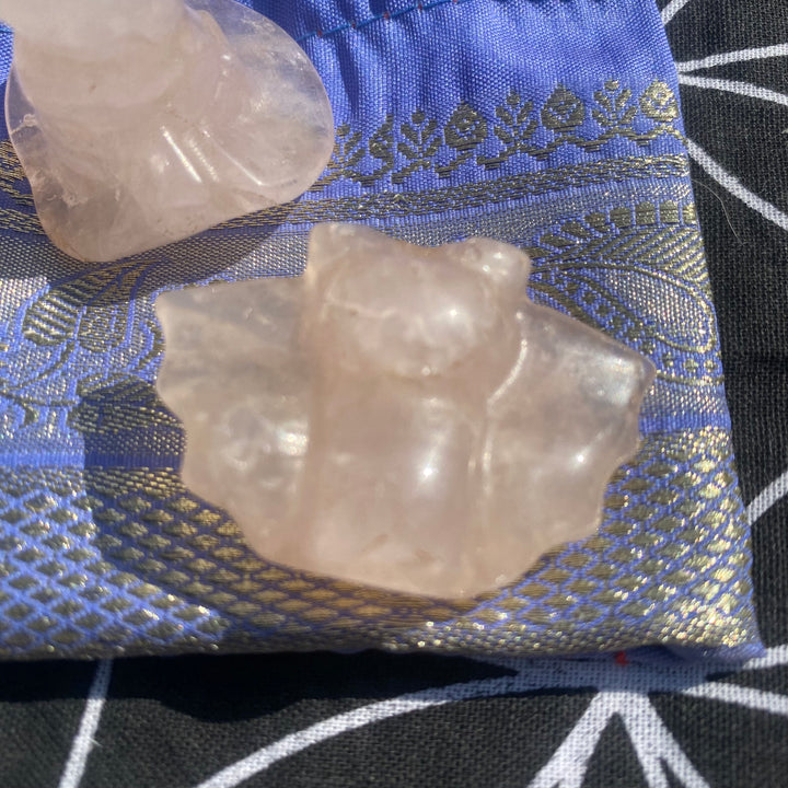 Rose Quartz Witch’s Hat &amp; Bat Gift Set – Heart Energy