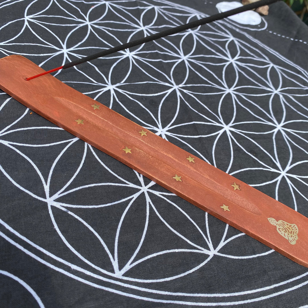 Wooden Incense Holder with Inlay – Calm &amp; Everyday Ritual