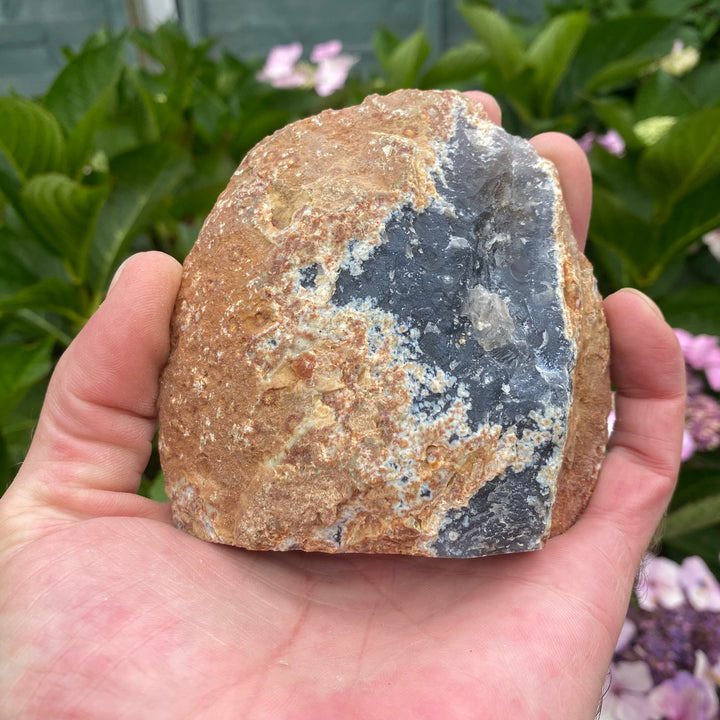 Grey Agate Slice – Grounding &amp; Calm Energy