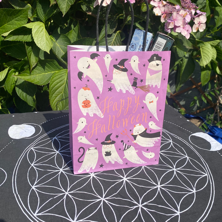 Black Bat &amp; Incense Spell Gift Pack - Confidence &amp; Luck