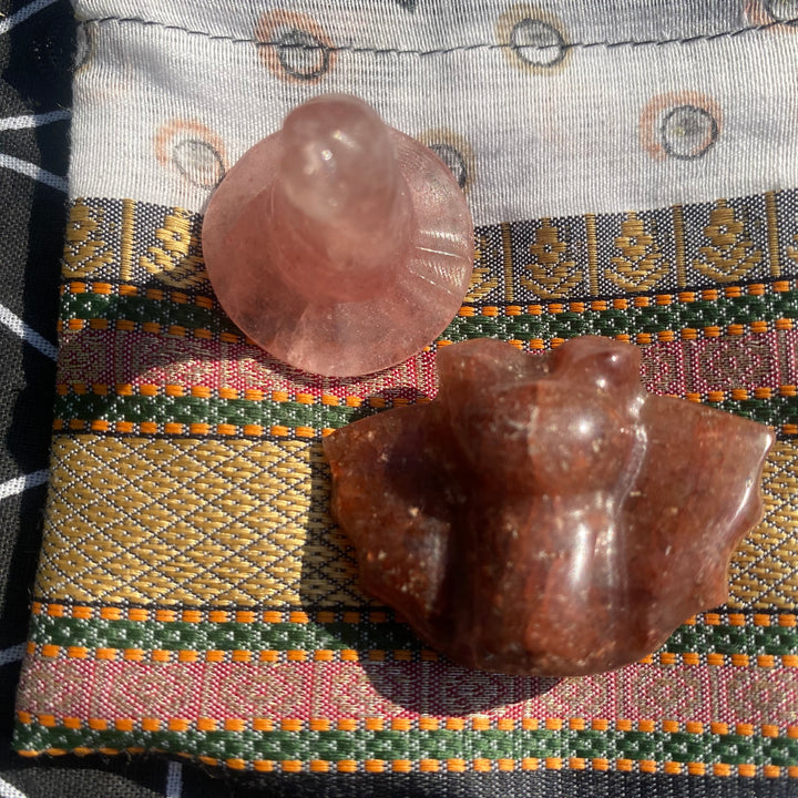 Strawberry Quartz Witch’s Hat &amp; Raspberry Aventurine Bat Gift Set – Soft Love &amp; Joyful Energy