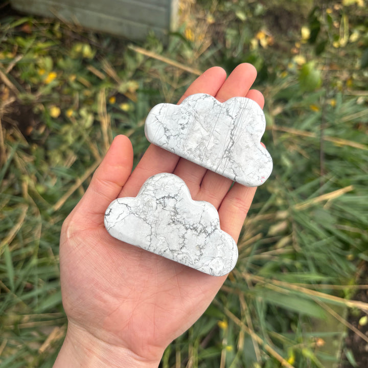 Howlite Cloud Crystal Carving