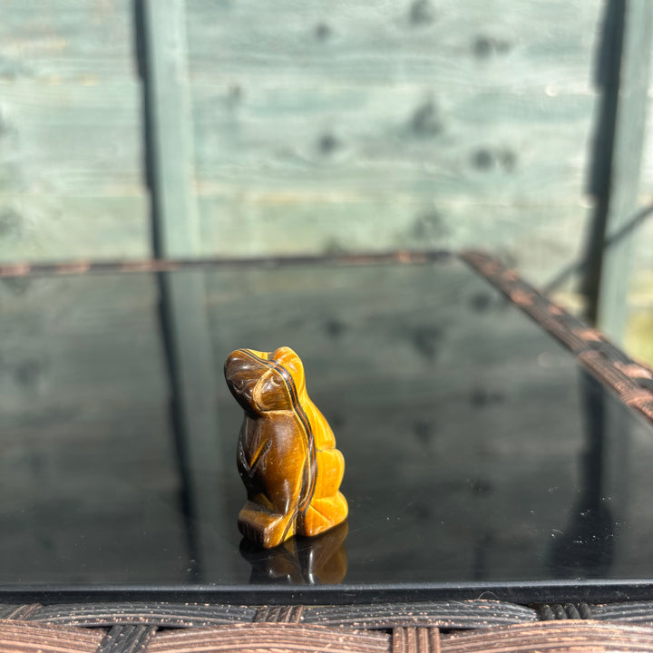 Tiger Eye Cat Crystal Carving