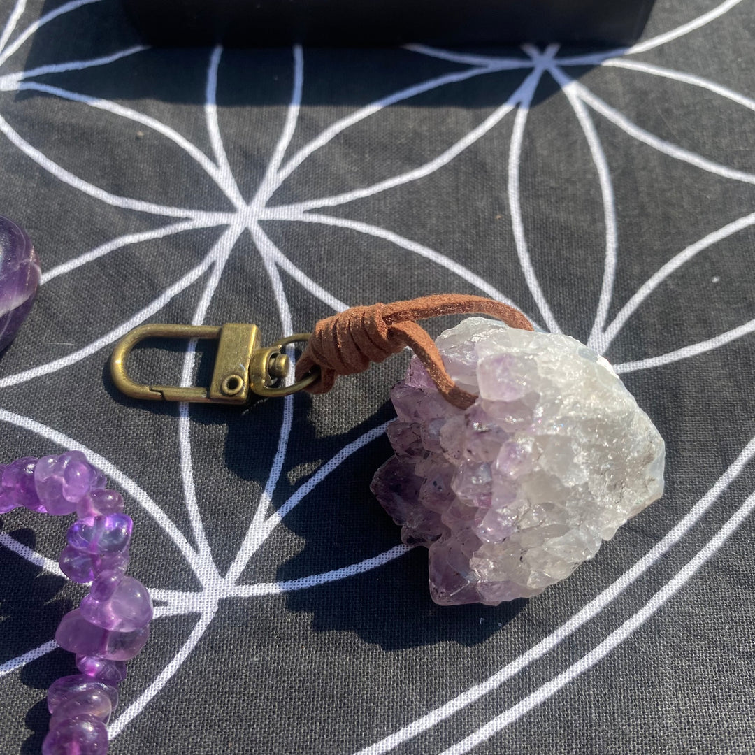 Amethyst Gift Pack – Keyring, Bracelet &amp; Tumble Stone – Calm &amp; Protection