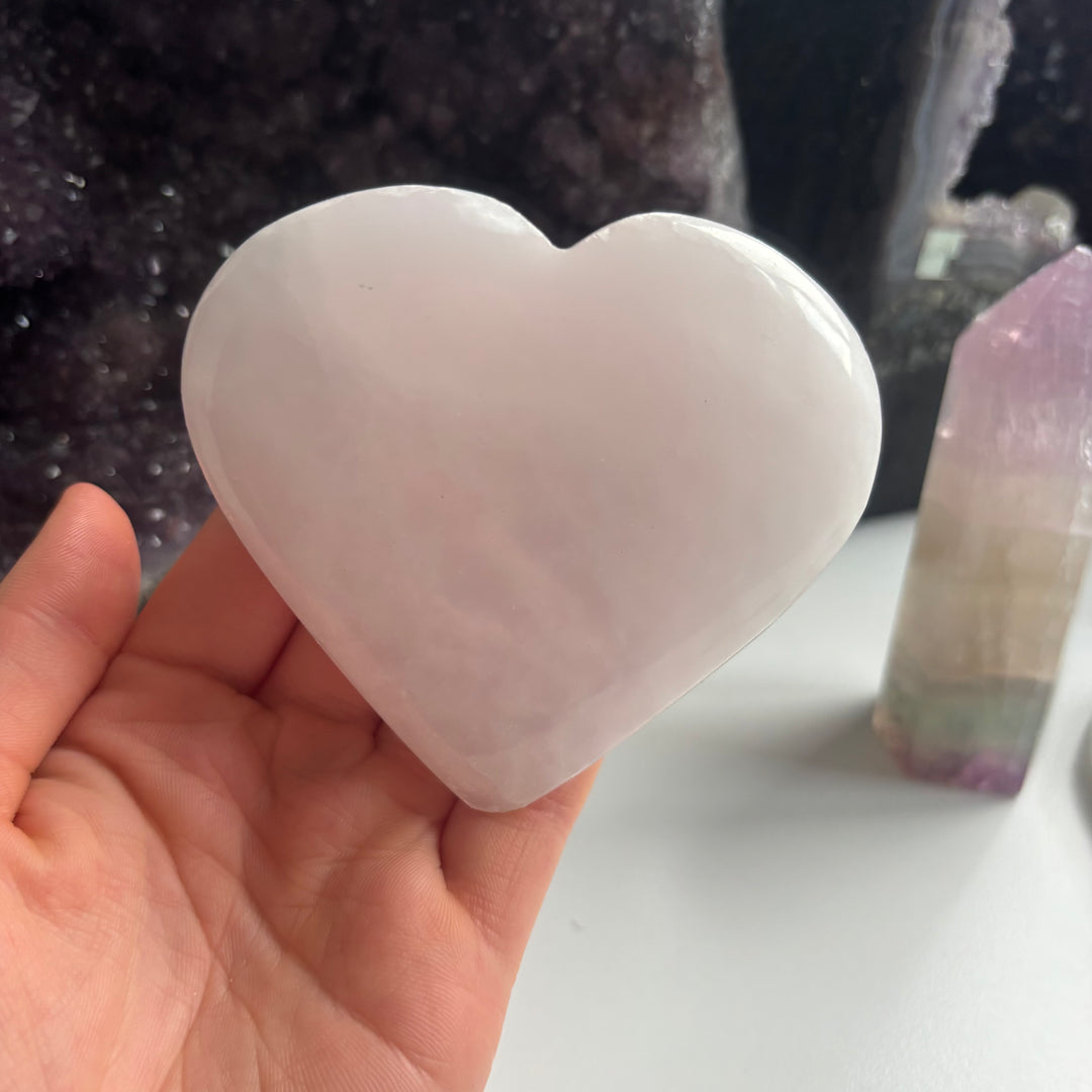 The Quirky Corner - Mangano Calcite Heart